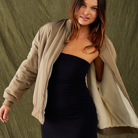 RSQ Womens Taupe Bomber Jacket /NWT/XL - Picture 2 of 16